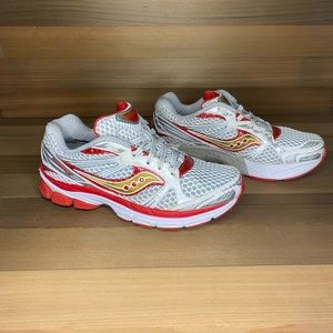 Saucony ProGrid Guide 5 running shoes - US W 8